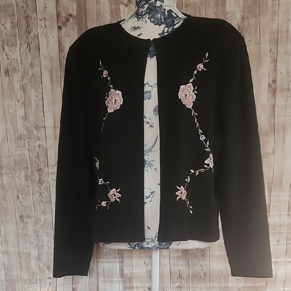 Vintage Plaza South Knits Sz XL MSRP $89.00 Floral Embroidered & Beaded Cardigan